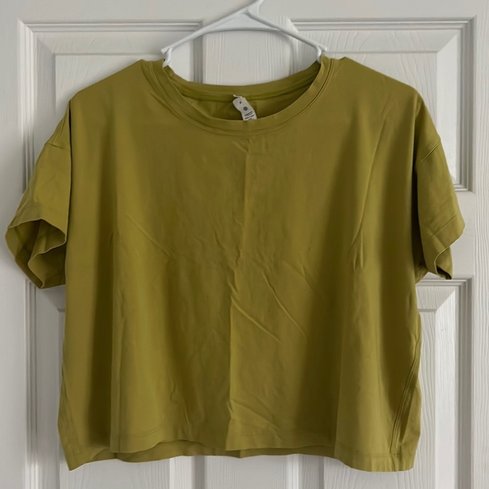 Lululemon top
